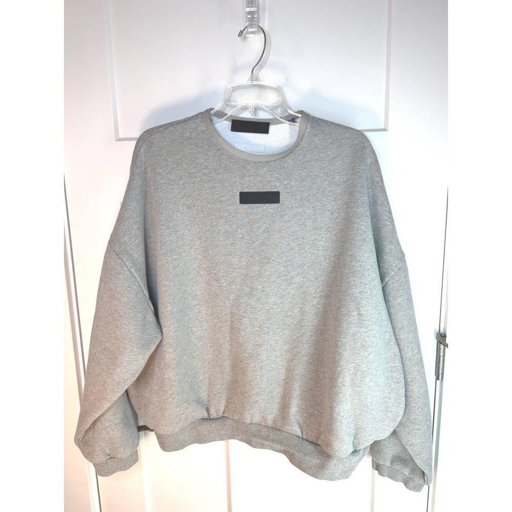 Fear of God Essentials‎ Grey Crewneck Sweatshirt Oversized Logo Fleece Large - Picture 2 of 11